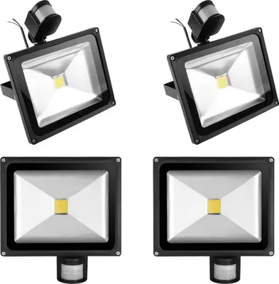 Produktbild von Greenmigo 4x 30W Fluter mit Bewegungsmelder Strahler Warmweiß Schwarz Aluminium Gehäuse IP65 Wasserdicht LED Lampe Wandleuchter Flulicht Flutbeleuchtung LED Gartenlampe Außenstahler