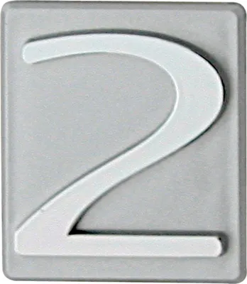 Produktbild von DOMINO Hausnummer Briefkasten Selbstklebend – 2 | 3D Türnummer Adressnummern Aufkleber | Hausnummern Klebend | Klebezahlen Wetterfest | Zahlen zum Aufkleben | Hausnummernschild | PCV | Silber