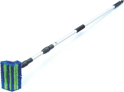 Produktbild von Famanu Teleskopische Wasserdurchlauf mit Reinigungsbürste - 4 m