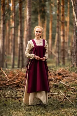 Produktbild von Überkleid Rot "Hildegard" L/XL