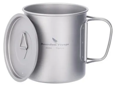 Produktbild von Titan Becher Camping Topf mit Deckel & Faltbarem Griff 450ml Leichte Outdoor Tasse