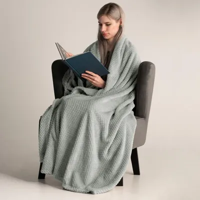 Produktbild von Kuscheldecke Fleece kuschelig weich Tagesdecke 220 x 240 cm -  Hellgrau