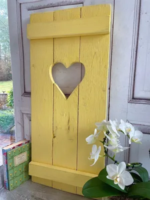 Produktbild von Landhaus Fensterladen Soleil mit Herz, Shabby Handgefertigt