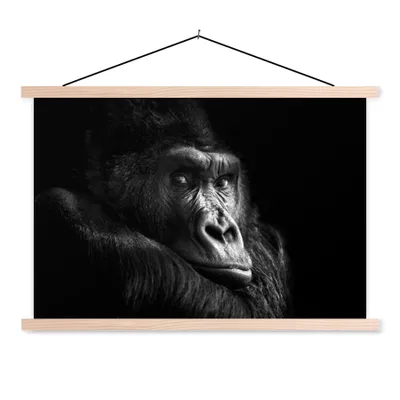 Produktbild von MuchoWow® Textilposter Gorilla - Affe - Schwarz - Weiß - Porträt 60x40 cm mit holzfarbenen Rahmen - Bilder