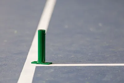 Produktbild von Befestigung zum Einbetonieren für den Regulator eines Tennisnetzes