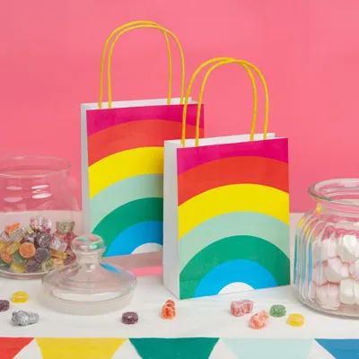Produktbild von Regenbogen-Geschenktüten, 8 Stück, Papier