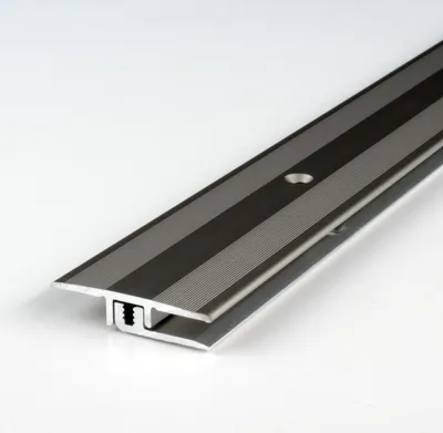 Produktbild von PROVISTON | Übergangsprofil | Aluminium eloxiert | Edelstahloptik | Breite 33 mm | Höhe 5 - 9 mm | Länge 2700 mm | Gebohrt | Übergangsschiene | Übergangsleiste | Bodenprofil | Abdeckleiste | 1 Stück