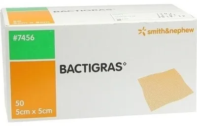 Image de Compresse de paraffine antiseptique Bactigras 5x5 cm 50 pces