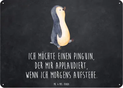 Produktbild von Mr. & Mrs. Panda Schild Pinguin marschieren DIN A6 - Kreidetafel - Geschenk, Bruder, Familie, Metallschild, Spazieren, Türschild, Wandbild, Pinguine, tafel, Aufstehen