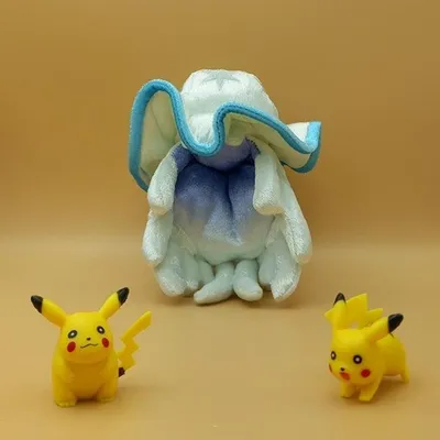 Produktbild von Pokemon Anego Kuscheltier - 17 cm Plüschtier Nihilego