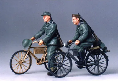 Immagine prodotto di Set diorama Tamiya 1:35 Soldati con bicicletta (2)