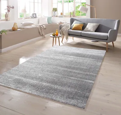 Produktbild von Designer Teppich Kurzflor mit Uni Design Silber Größe - 60 x 110 cm