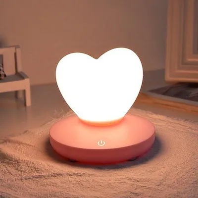 Image de Veilleuse LED en silicone, rechargeable via USB, adaptée à la chambre à coucher et au salon, idéale comme cadeau.