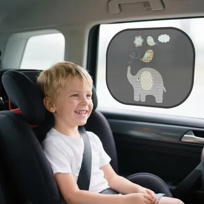 Imagen del producto de Protector solar para coche con protección UV, de 44 x 36 cm, con ventosas, para niños