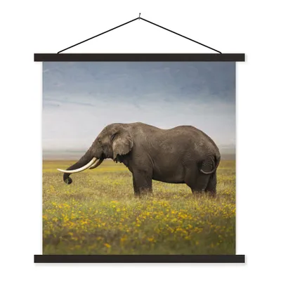 Produktbild von MuchoWow® Textilposter Elefant - Tiere - Blumen - Gras - Natur 120x120 cm mit schwarzem Rahmen - Aufhängungsset