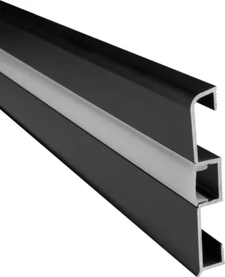 Produktbild von C02 LED Aluprofil Schwarz Sockelleiste 2m opal