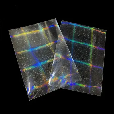 Produktbild von 100 Stück holografische Kartenhüllen für Spielkarten