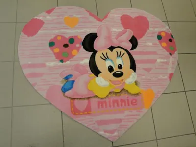 Produktbild von Disney Kinderteppich B11 Minnie 120 x 100 cm Herzformat Handgetufted
