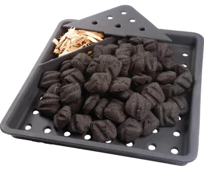 Produktbild von Napoleon Holzkohleeinsatz Freestyle Rogue Prestige Gusseisen 38,5x36,5cm