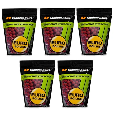 Produktbild von Tandem Baits 5-er SetEuro Boilies Erdbeere, Karpfen Angeln ohne Mühe, Köder zum Große-Fische-Angeln, Karpfenzubehör für Profis & Hobby-Angler 18 mm 1 kg