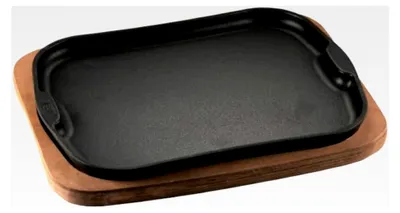 Produktbild von Servierplatte aus emailliertem Gusseisen mit Holztablett, Schwarz