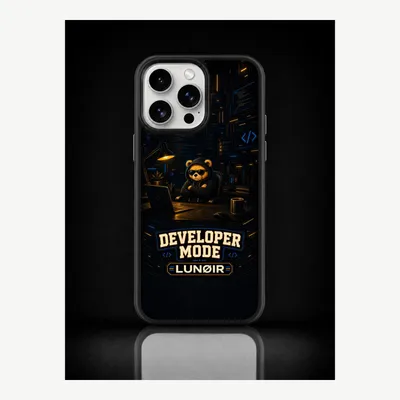 Productafbeelding van iPhone 15 Pro Max hoesje, telefoonhoesje, beschermhoesje, case met ontwikkelaarsmotief – LUNØIR ©