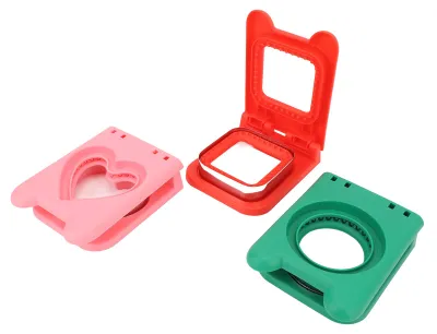 Image de Lot de 3 emporte-pièces et appareils à sceller pour sandwichs, pour boîtes à lunch et boîtes à bento : rectangulaire, rouge, rond, vert, en forme de cœur et rose