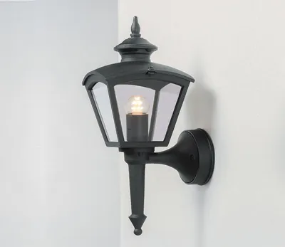 Produktbild von Konstsmide Cassiopeia Wandleuchte schwarz lackiertes Aluminium, rauchfarbenes Acrylglas, Hand EU 480-750