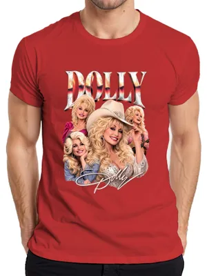 Immagine prodotto di Maglietta da uomo, stile western, con la scritta "Dolly Parton", leggenda della musica country, e l'immagine di una cowgirl. Colore: rosso. Taglia: S
