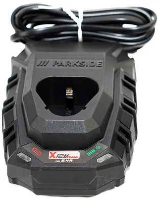Produktbild von PARKSIDE® 12 V Akkuset 4 Ah / inkl. Ladegerät (2,4 A)