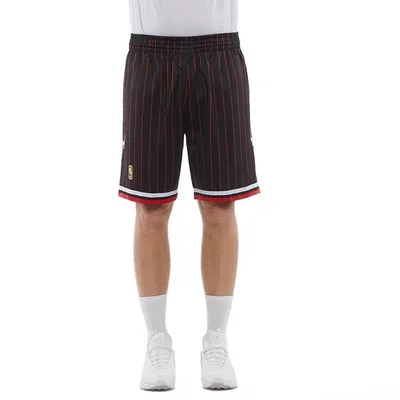Obrázek produktu pro Pánské kraťasy Mitchell & Ness shorts Chicago Bulls 1996 - 97 black Swingman Shorts  - XL