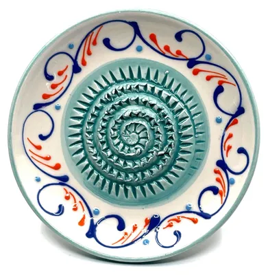 Produktbild von Kaladia Keramik Reibeteller handbemalt in Türkis/Weiß - Durchmesser ca. 12cm - spülmaschinengeeignet