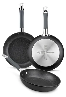 Zdjęcie produktu dla Zestaw 3 patelni o średnicach 20, 24 i 28 cm, wykonanych z kutego aluminium, z silikonowymi uchwytami