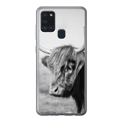 Produktbild von MuchoWow® Handyhülle Schutzhülle Hülle für Samsung Galaxy A21s Schottischer Highlander - Tiere - Schwarz - Weiß Silikon Softcase Handy Hülle - Hartschale