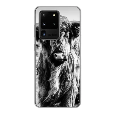 Produktbild von MuchoWow® Handyhülle Schutzhülle Hülle für Samsung Galaxy S20 Ultra Schottischer Highlander - Natur - Kuh - Schwarz - Weiß Silikon Softcase Handy Hülle - Karteninhaber