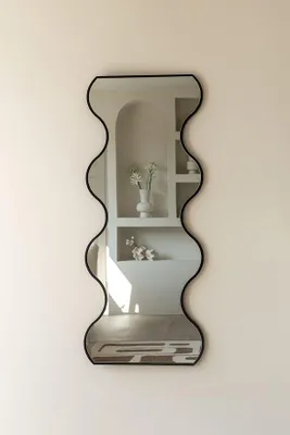 Imagen del producto de Espejo – Diseño orgánico – Borde ondulado – Espejo de pared – 120 cm –