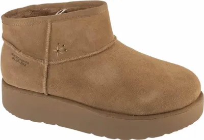 A single brown Skechers boot with a platform sole is shown against a white background.