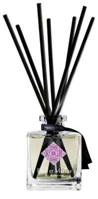 Image de Rose et Marius, Un Vin Rose Sous La Tonnelle, diffuseur de parfum avec roseau, 200 ml