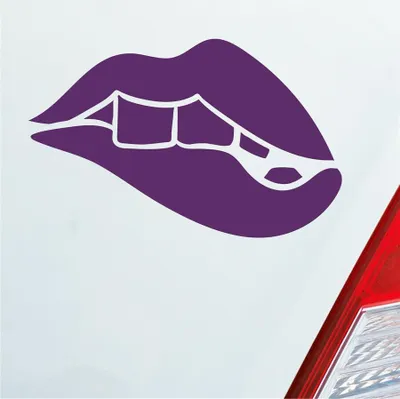 Produktbild von Auto Aufkleber Sexy Lippen Beißen Kussmund Erotisch Devot Shades 15x10 cm Lila Sticker Heckscheibenaufkleber