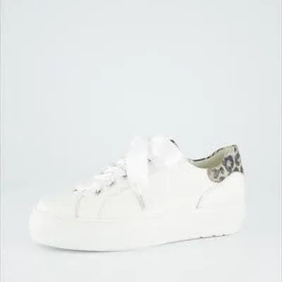 Produktbild von Sneaker für Damen in weiß