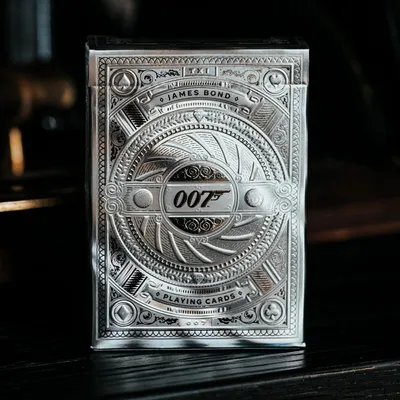 Produktbild von James Bond Spielkarten Silver Edition