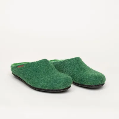 Produktbild von Magicfelt Filz Pantoffeln 100% reine Wolle für höchsten Komfort, Rutschfeste Sohle für sicheren Halt, Anatomische Form für perfekte Passform