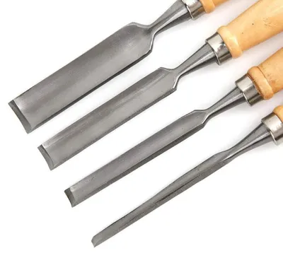 Immagine prodotto di Set di 4 scalpelli per intaglio del legno - Manici in legno di alta qualità - Lame in acciaio affilate - Resistenti e antiurto - Design ergonomico - Scalpelli per intaglio del legno