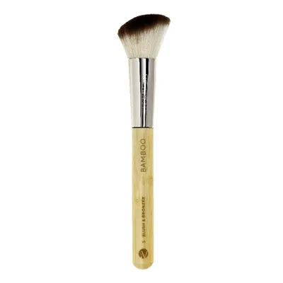 Productafbeelding van Een make-up kwast van bamboe, ideaal voor het precies aanbrengen van blush en bronzer