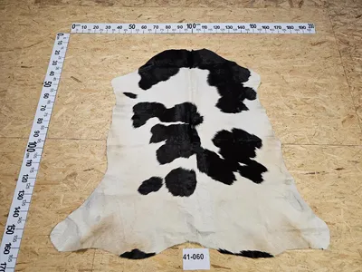 Immagine prodotto di Pelle bovina con piccole imperfezioni 41-060