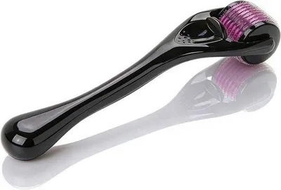 Produktbild von Derma-Roller – Microneedling-Roller – Hautpflege für zu Hause – 540 Titan-Nadeln – 05 mm Nadelstärke – Matt Schwarz