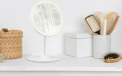 Produktbild von Kosmetikspiegel mit LED Licht und Touch Dimmer, Tisch Schminkspiegel in Weiß