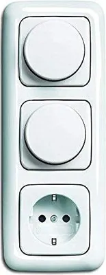 Produktbild von LED Dimmer Set BUSCH JÄGER, 2 x LED-Drehdimmer -alpinweiß- -Reflex SI- 6523-U 102 (6523 U-102) 3 fach Rahmen + Steckdose mit integriertem Berührungsschutz (Kinderschutz)