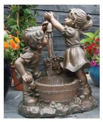 Image de MEMPHIS - Fontaine rustique avec enfants