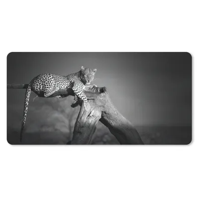 Produktbild von MuchoWow® Mauspad Mousepad Panther - Baum - Tiere - Schwarz - Weiß 60x30 cm - Mousepads - Maus Mat - Pad - Mausunterlage - Nachhaltig